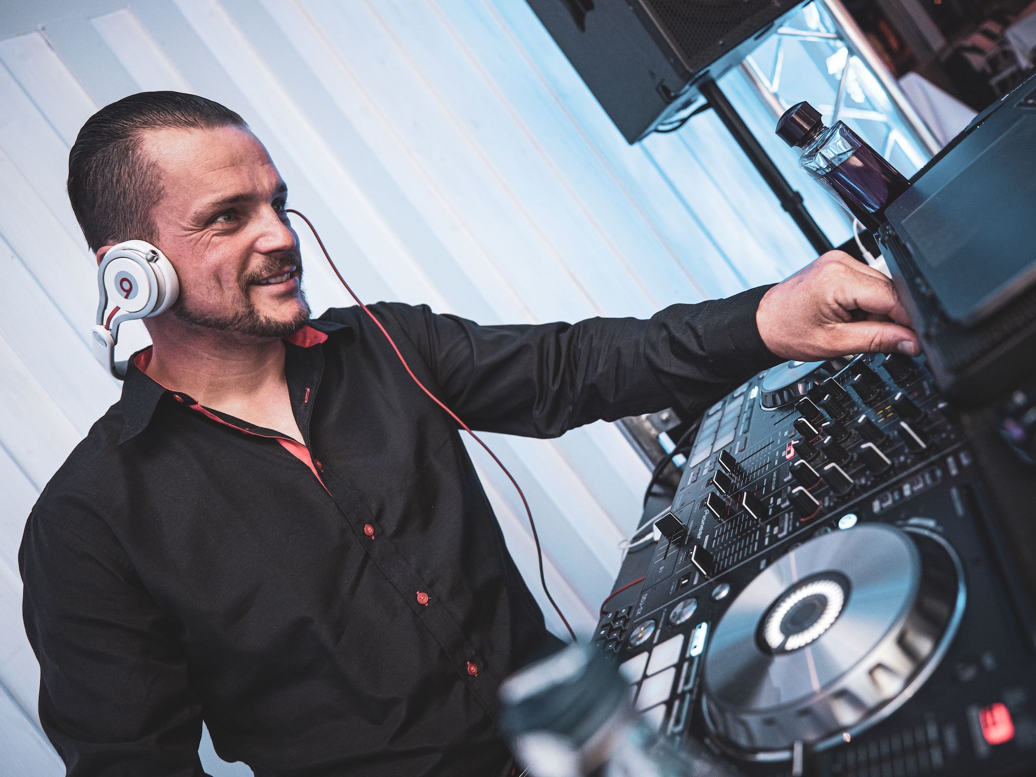 Hochzeits | DJ | Buchen | Hannover | Discjockey | Marco | Kern | Messe | DJ | Event | DJ | Geburtstag | DJ | Mieten | Anfragen | DJ | Agentur | Lehmann | Eventservice