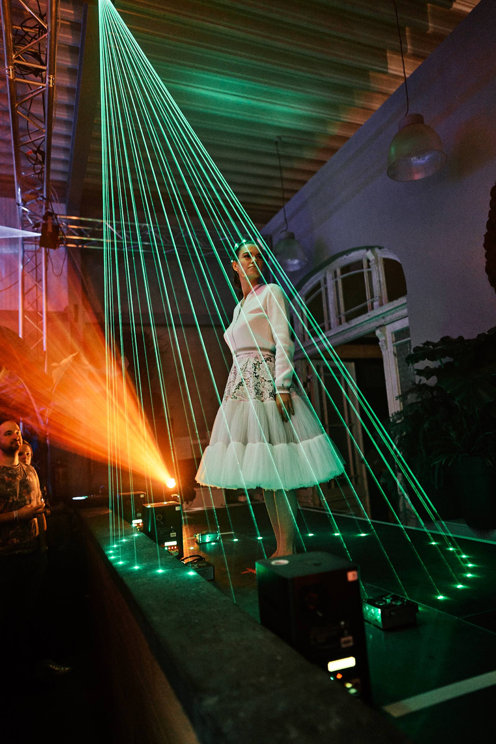 Lasershow | Laser | Hochzeit | Lichtshow | Lightshow | Beamshow | Lichttechnik | Outdoor | Indoor | Bühnenshow | Präsentation | Event | Business | Buchen | Anfragen | Lehmann | Eventservice