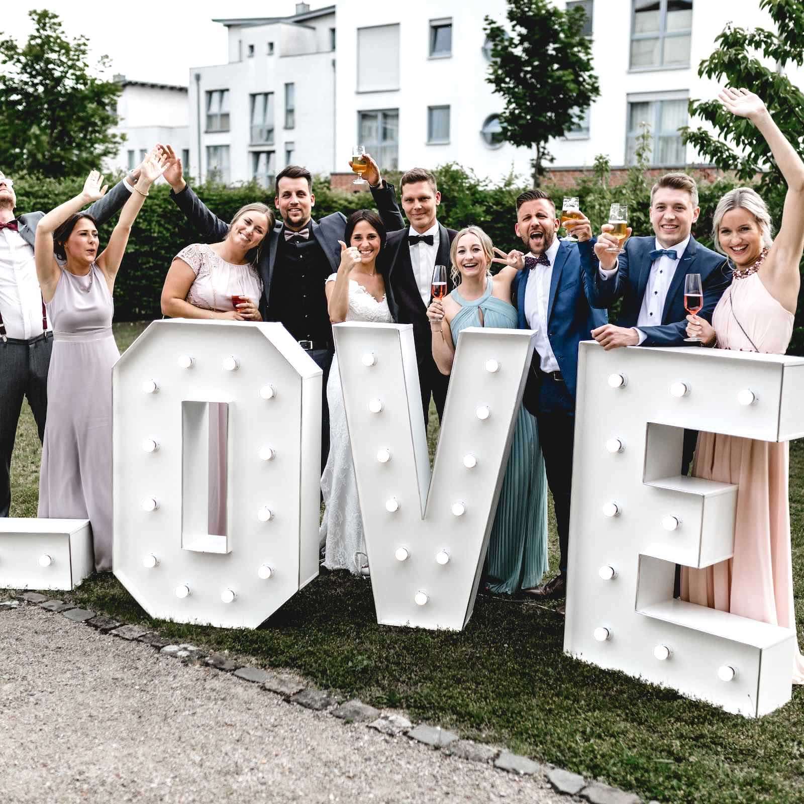 Leuchtbuchstaben | Hochzeit | LED | Buchstaben | Wedding | Beleuchtete | XXL | Holz | Love | Hannover | Quertz | Buchen | Anfragen | Mieten | Lehmann | Eventservice