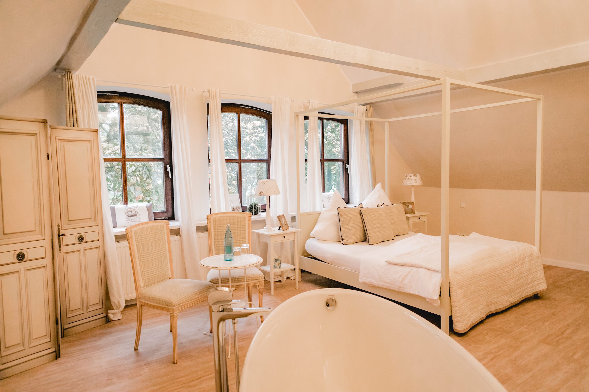 Häserhof | Reddestorf | Location | Referenz | Zimmer | Gästezimmer | Mieten | Buchen | Lehmann | Eventservice