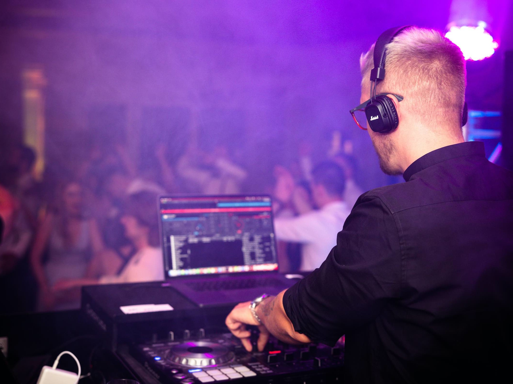 DJ | Hannover | DJ | Richard | Minz | DJ | Firmenfeier | DJ | Hochzeits | DJ | Geburtstag | Buchen | DJ | Mieten | DJ | Service | DJ | Agentur | DJ | Kosten | Anfragen | Lehmann | Eventservice