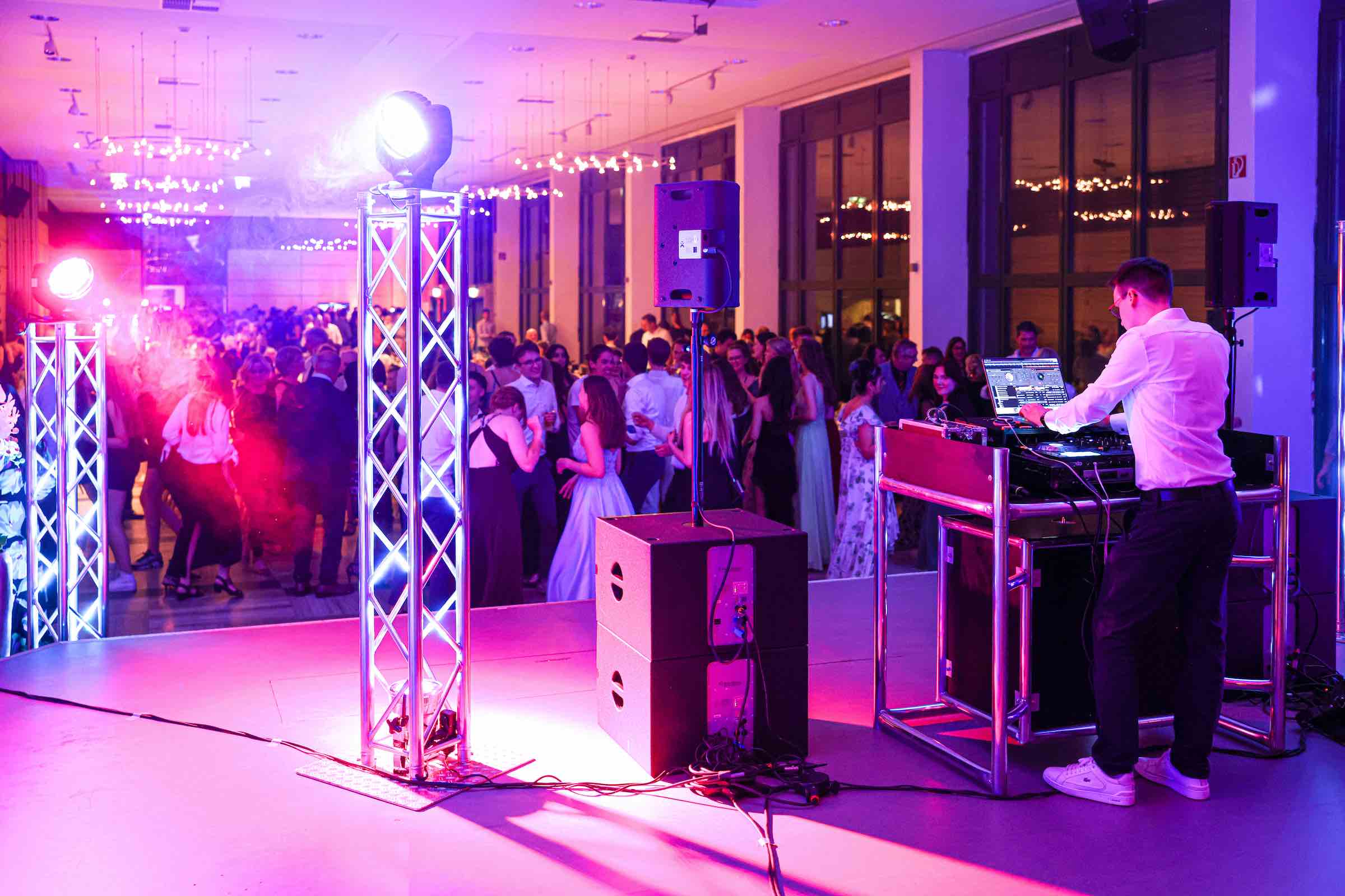 DJ | Hochzeit | DJ | Vincent | DJ | Firmenfeier | Hochzeits | DJ | Geburtstag | Buchen | DJ | Mieten | DJ | Service | DJ | Agentur | DJ | Kosten | Anfragen | Lehmann | Eventservice
