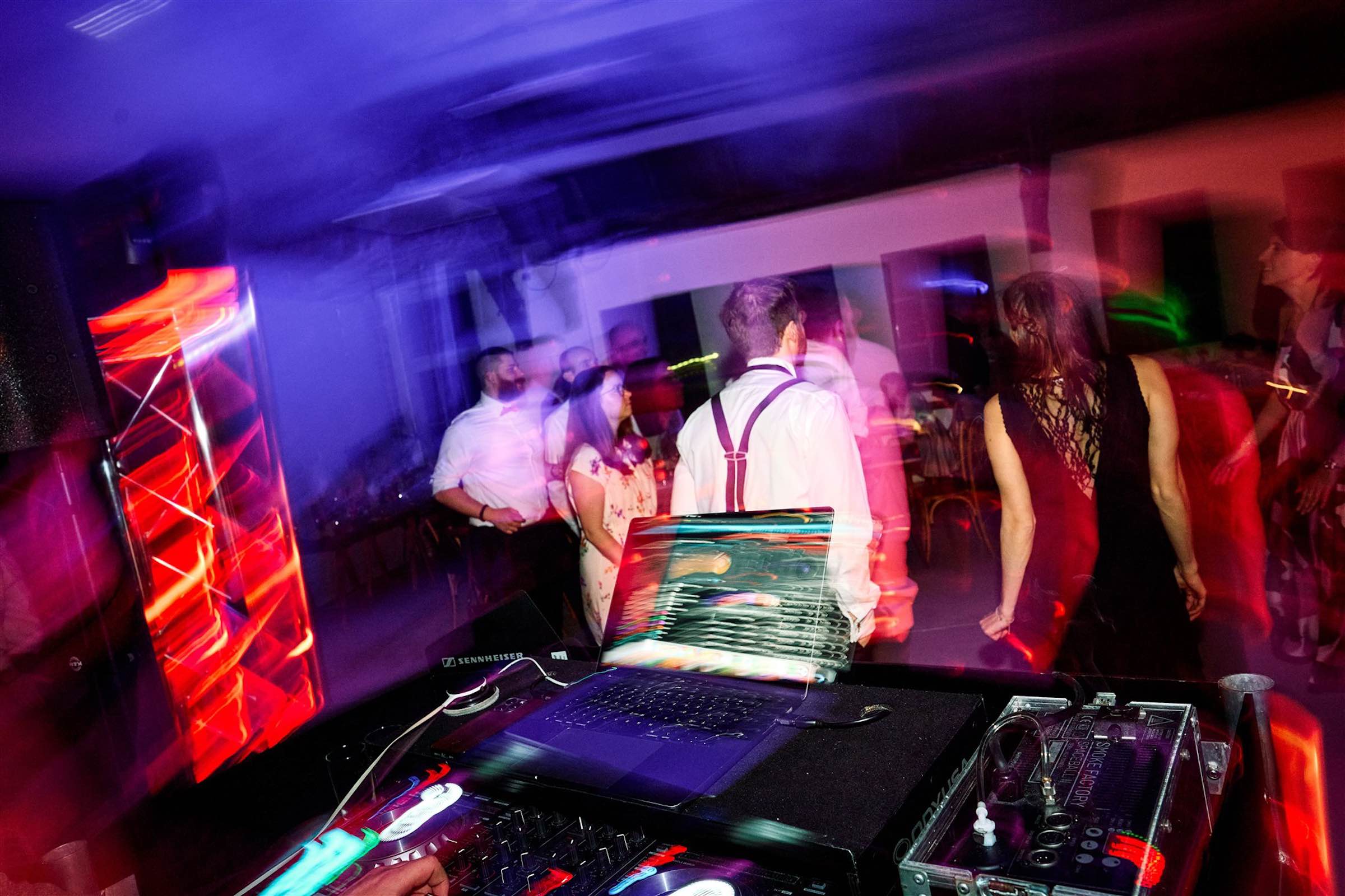 BRIXX | Loftstudio | DJ | Hochzeit | Party | Firmenfeier | Geburtstag | Event | Buchen | Hannover | Fotograf | Referenz | Location | Lehmann | Eventservice