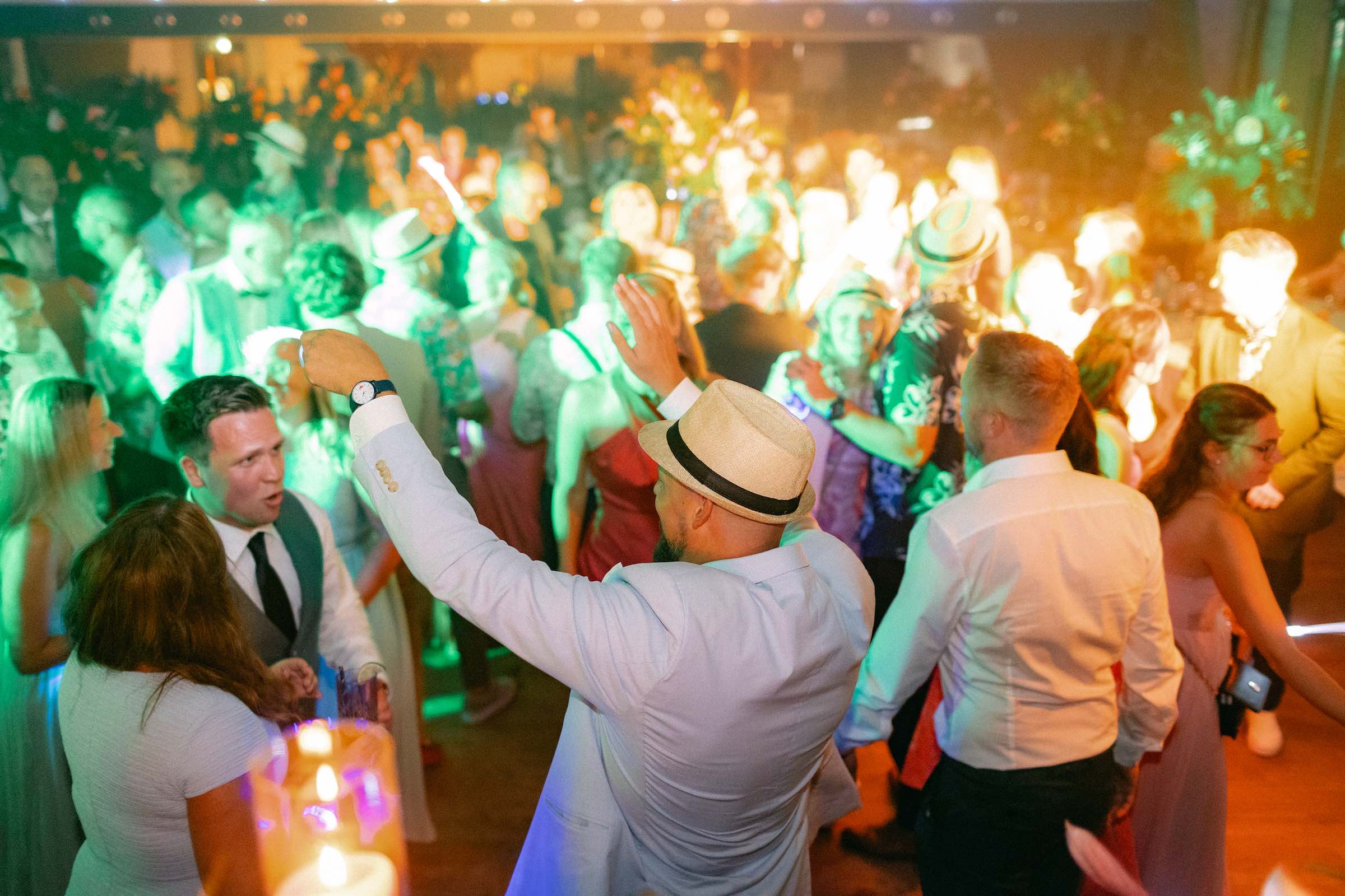 Hochzeit | Party | Feiern | Gutshof | Rethmar | mit | DJ | Photobooth | Tanzflaeche | Lasershow | Fotobox | Lehmann | Eventservice