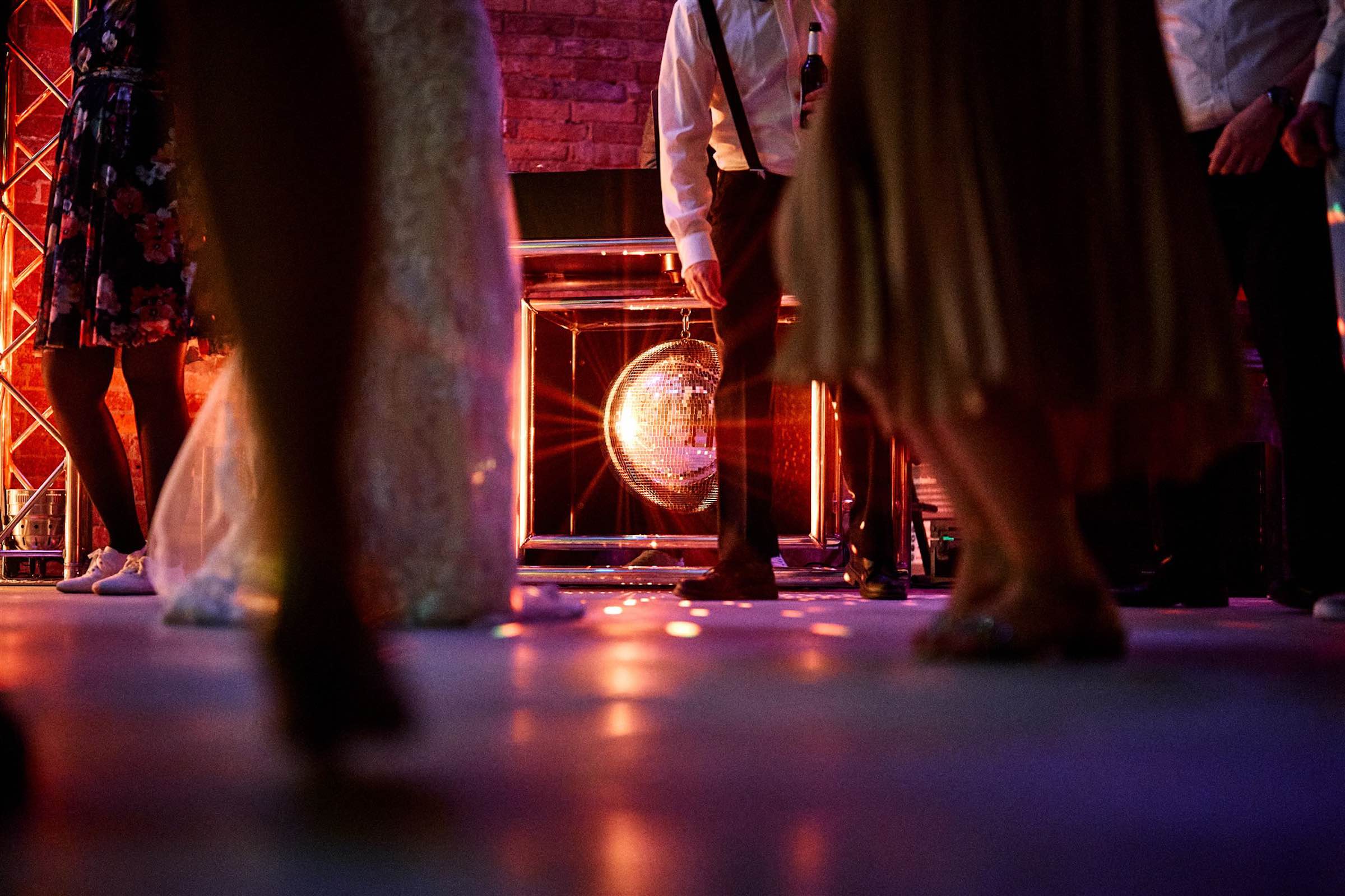 BRIXX | Loftstudio | DJ | Hochzeit | Hannover | Location | Fotograf | Brautpaar | Referenz | Lehmann | Eventservice