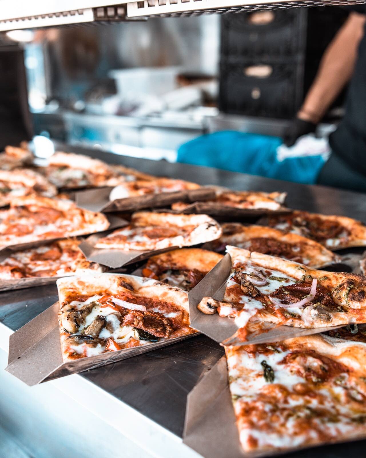 Foodtruck | Catering | Hannover | Bowls | Hochzeit | Sommerfest | Firmenevent | Burger | Pizza | Pasta | Burger | Festival