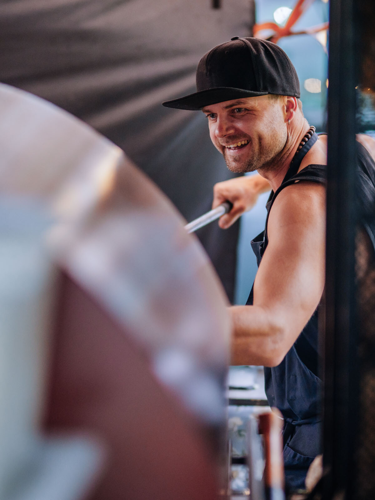 Foodtruck | Catering | Hannover | Hameln | Braunschweig | Hamburg | Hochzeit | Sommerfest | Firmenevent | Burger | Pommer | Currywurst | Bratwurst | Asia | Kitchen | Pizza | Pasta | Festival | Air | Stream
