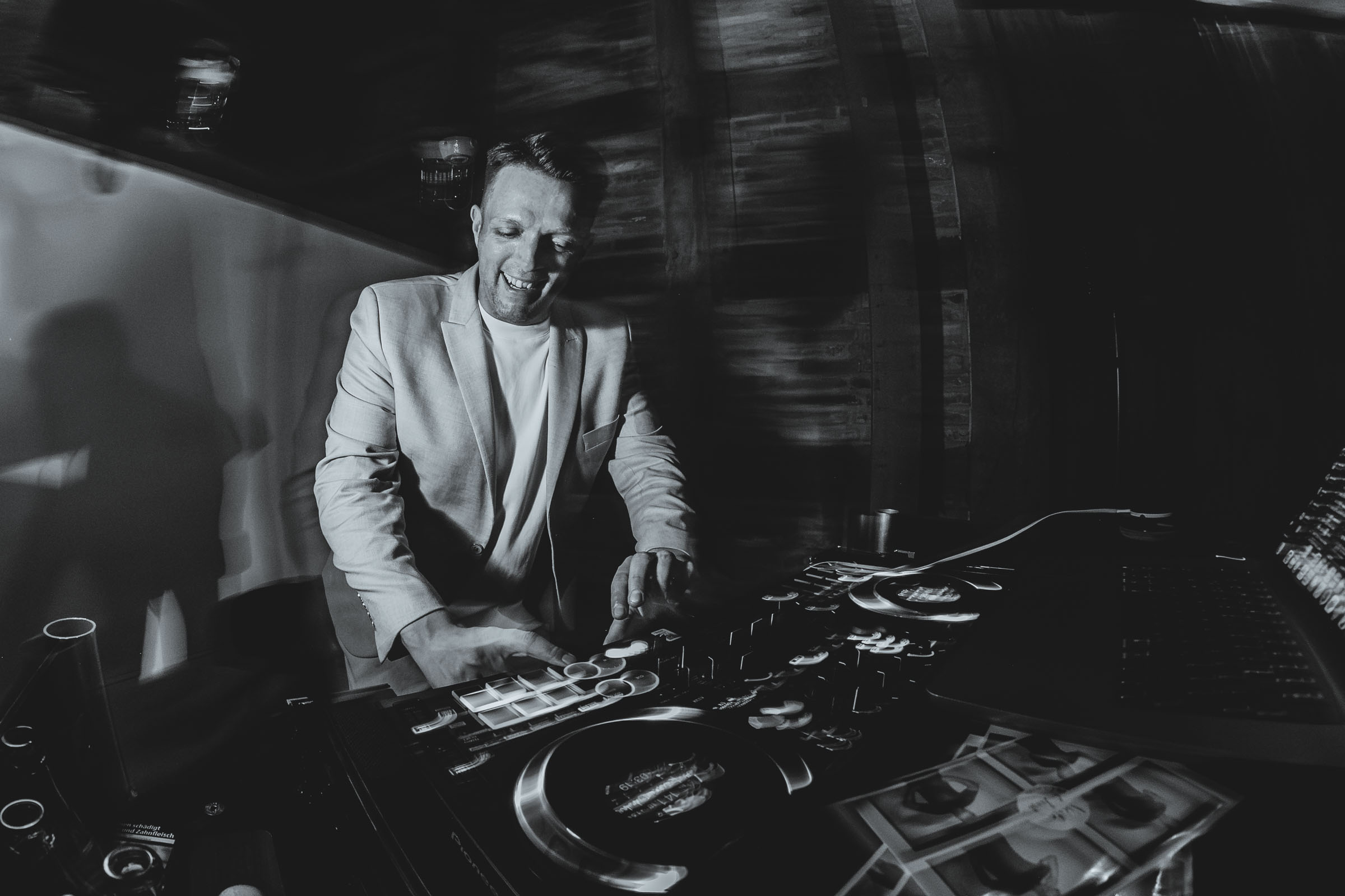 dj | detail | jogwheel | fader | setlist | fuer | hochzeit | professionelle | eventtechnik | hannover | DJ | Timm | Lehmann | Eventservice | Hochzeit | Hannover